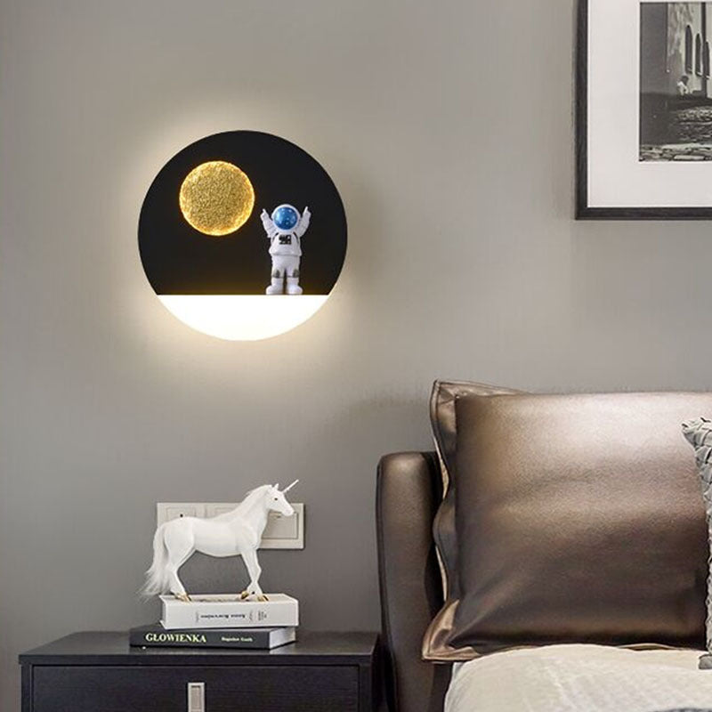 Astronaut Wall Lamp